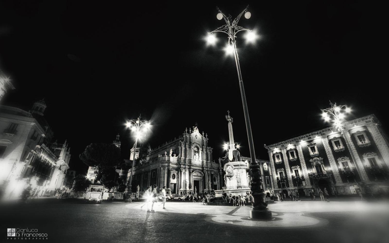European Apartment - Town Center Self Check-In Catania Ngoại thất bức ảnh